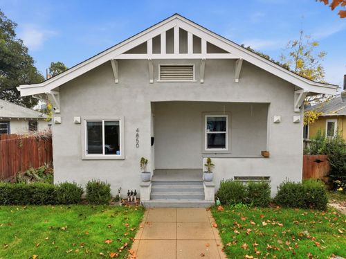 4850 11th Avenue, Sacramento, CA, 95820 | Card Image