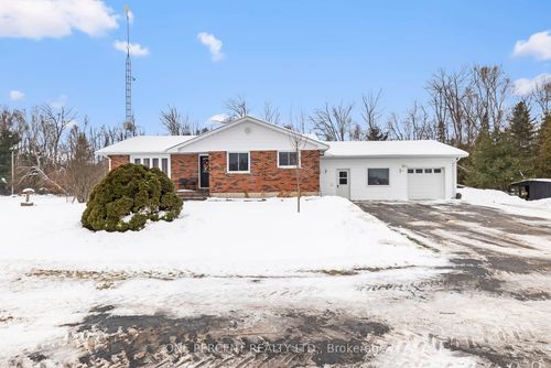 6077 Highway 35, Fenelon Falls, ON, K0M1N0 | Card Image