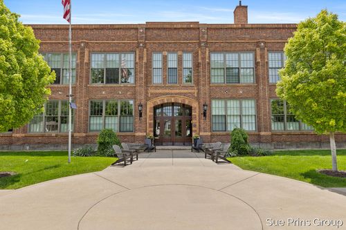 106-156 W 11th Street, Holland, MI, 49423 | Card Image