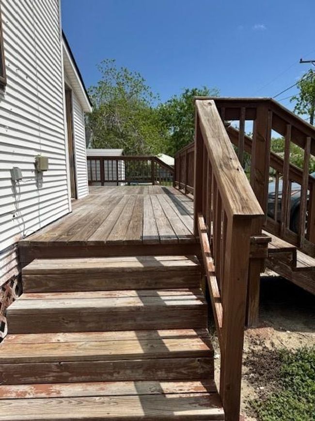 217 Main St, House other with 4 bedrooms, 3 bathrooms and null parking in Palacios TX | Image 6