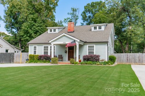 2452 Morton St, Charlotte, NC, 28208-5030 | Card Image