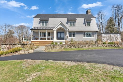 4 Monkey Wrench Ln, Bristol, RI, 02809-2911 | Card Image