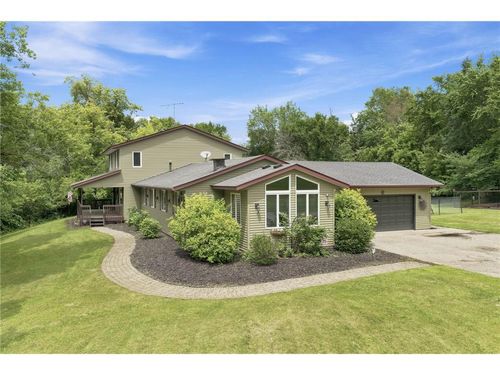 35180 County 14 Blvd, Cannon Falls, MN, 55009-5267 | Card Image