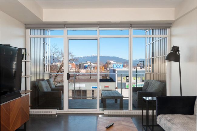 305 - 256 E 2 Nd Avenue, Condo with 1 bedrooms, 1 bathrooms and 1 parking in Vancouver BC | Image 7