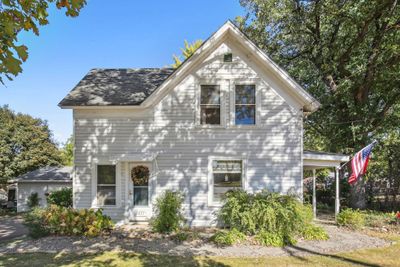 431 E Broadway Street, House other with 2 bedrooms, 1 bathrooms and null parking in Monticello MN | Image 1