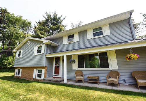 9 Little Spring Run, Fairport, NY, 14450-3203 | Card Image