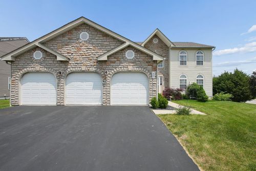 400 Alberta Dr, Commercial Point, OH, 43116-9751 | Card Image