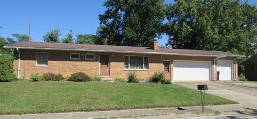 74 Hillcrest Dr, Clinton, IL, 61727-2601 | Card Image