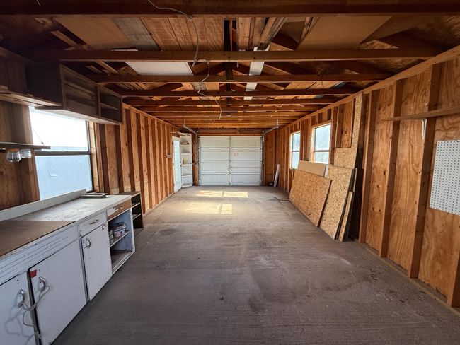 Garage | Image 34