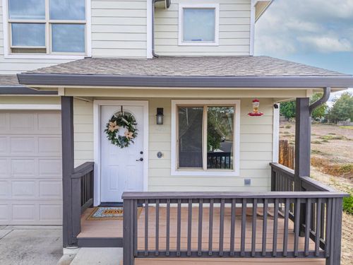 208 Northview Dr, Eagle Point, OR, 97524-8023 | Card Image