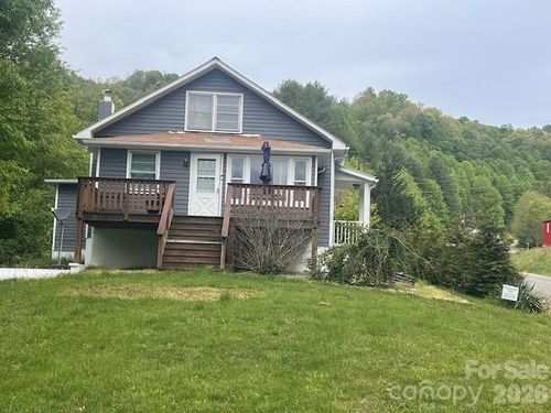 733 Clark Swift Rd, Vilas, NC, 28692-9579 | Card Image