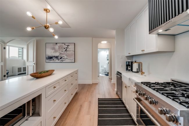 APT-709 - 3883 Turtle Creek Blvd, Condo with 1 bedrooms, 1 bathrooms and null parking in Dallas TX | Image 8