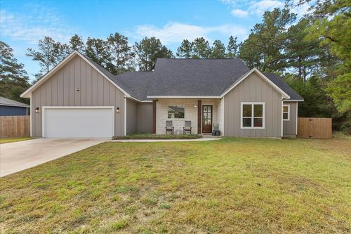 133 Lake Point Way, Bastrop, TX, 78602-5722 | Card Image