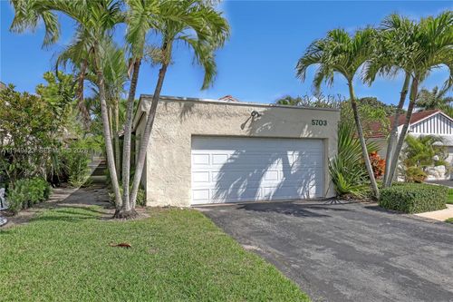 5703 Ainsley Ct, Boynton Beach, FL, 33437-1505 | Card Image