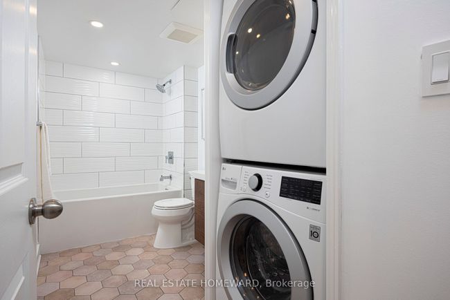 503 - 716 Kingston Rd, Condo with 2 bedrooms, 1 bathrooms and 1 parking in Toronto ON | Image 26