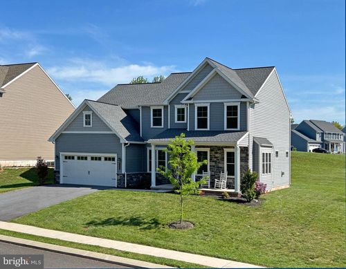 195 Magnolia Dr, MIDDLETOWN, PA, 17057-2342 | Card Image