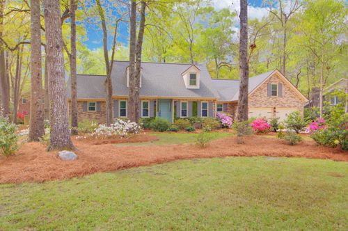 101 Huckleberry Ln, Summerville, SC, 29485-8018 | Card Image