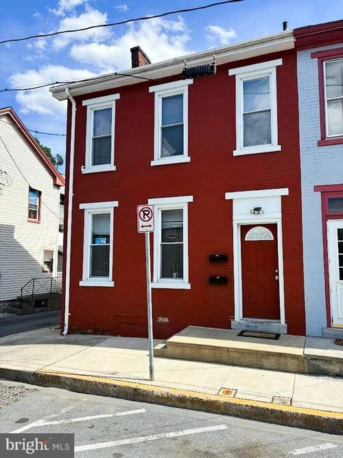 924 Water St, LEBANON, PA, 17046-3416 | Card Image