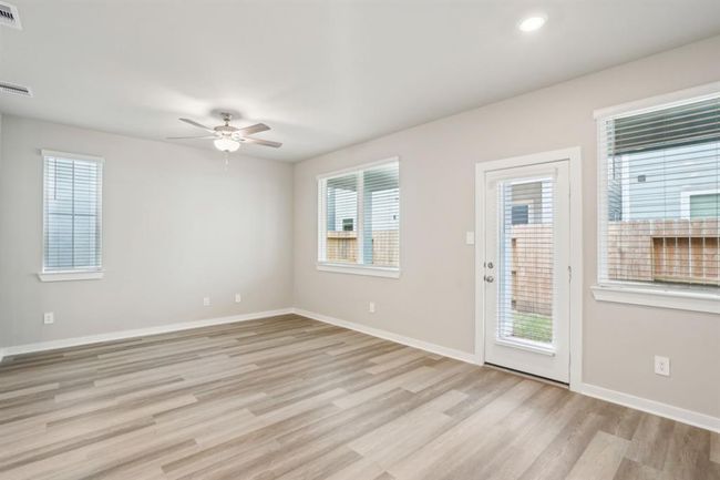 591 Avisa Dr, House other with 3 bedrooms, 3 bathrooms and 2 parking in Kemah TX | Image 14