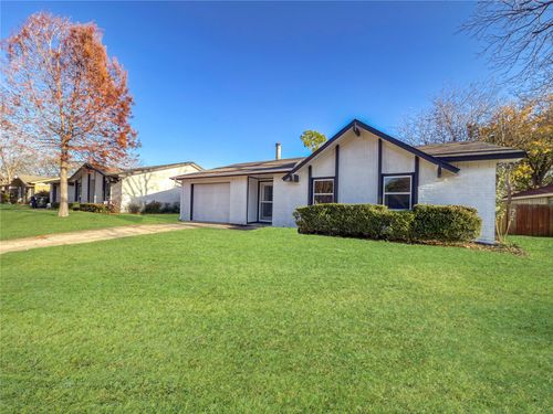 418 Clover Ln, Garland, TX, 75043-3207 | Card Image