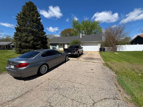 711 E Jonquil Court, Beloit, WI, 53511 | Card Image