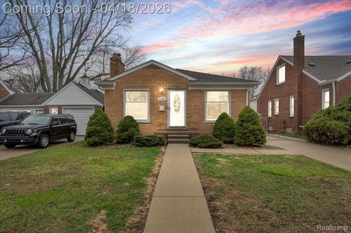 21600 Oconnor St, Saint Clair Shores, MI, 48080-2954 | Card Image