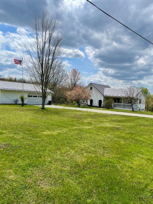 59 Happy Valley Dr, Houtzdale, PA, 16651-8325 | Card Image