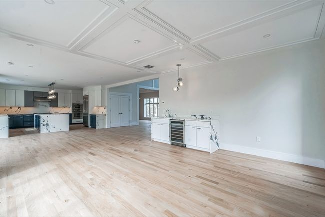 6 Back Shore Pl, House other with 6 bedrooms, 7 bathrooms and 5 parking in Gloucester MA | Image 9