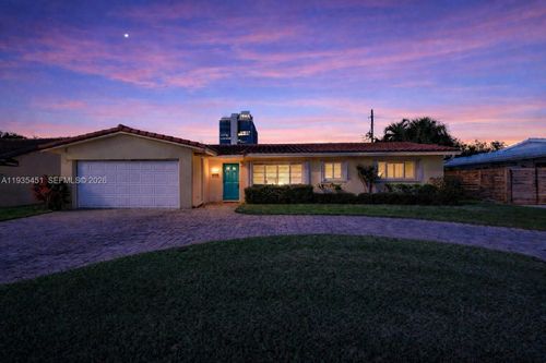 1551 Se 24th Ave, Pompano Beach, FL, 33062-7509 | Card Image