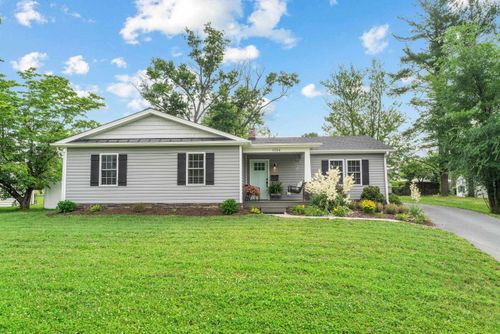 1334 Keesling Ave, Waynesboro, VA, 22980-5238 | Card Image