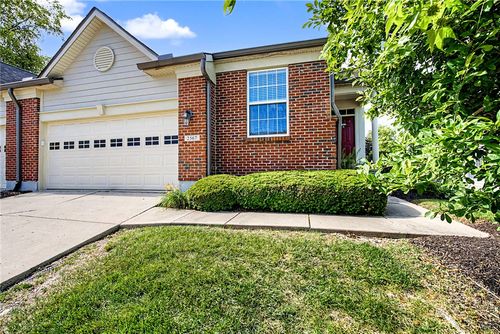 2567 Eagle View Dr, Beavercreek, OH, 45431-4707 | Card Image