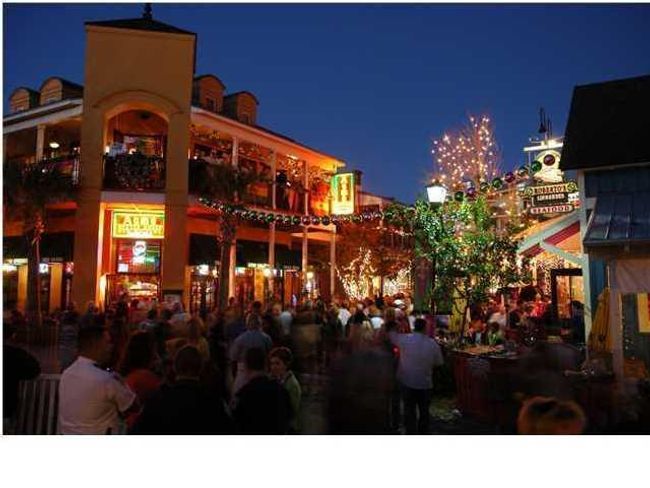Baytowne Village Life | Image 59