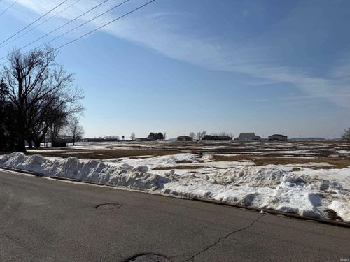 705 S Willow St, Flora, IN, 46929-1523 | Card Image