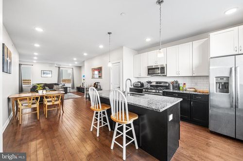 29a-1640 N 5th Ct, PHILADELPHIA, PA, 19122-2965 | Card Image