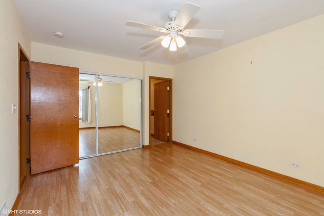 APT-201 - 550 75 Th St, Condo with 2 bedrooms, 2 bathrooms and 1 parking in Downers Grove IL | Image 7