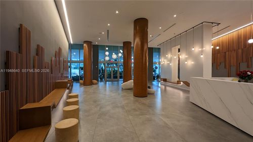 apt-702-350 S Miami Ave, Miami, FL, 33130-1940 | Card Image