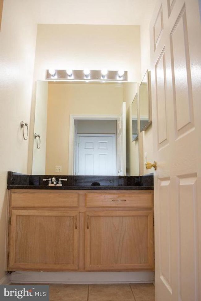 UNIT-3113 - 1591 Spring Gate Dr, Condo with 2 bedrooms, 2 bathrooms and null parking in MCLEAN VA | Image 32