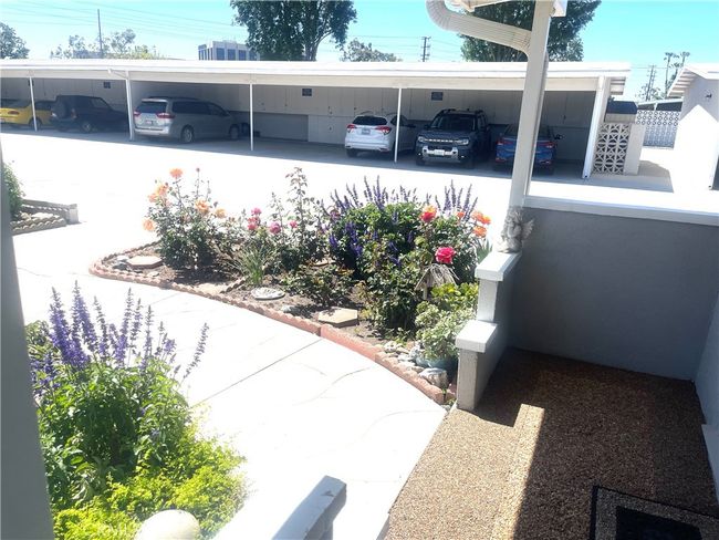 2 - 1660 Monterey Rd, Home with 2 bedrooms, 1 bathrooms and null parking in Seal Beach CA | Image 5