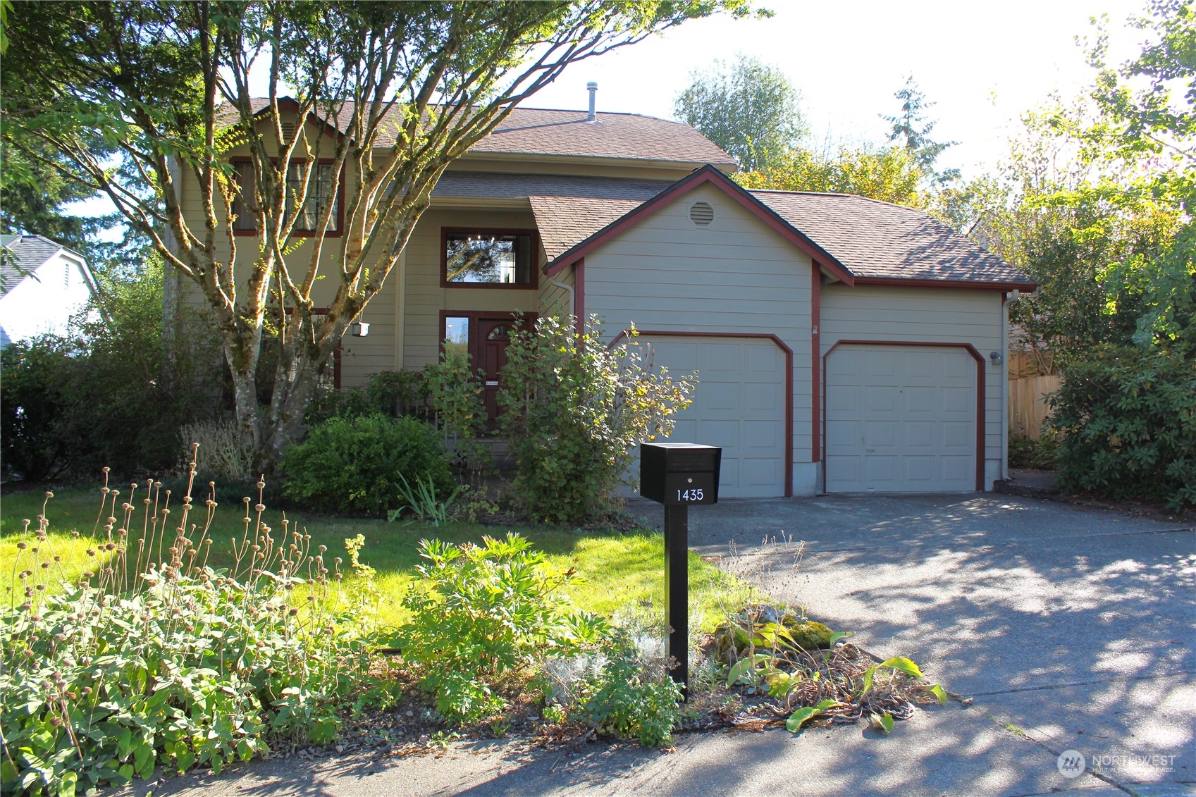 11th Ave, Olympia, WA 98502