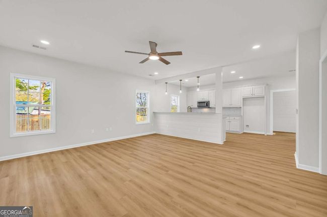 668 Brockton Rd, House other with 3 bedrooms, 2 bathrooms and 2 parking in Jefferson GA | Image 4