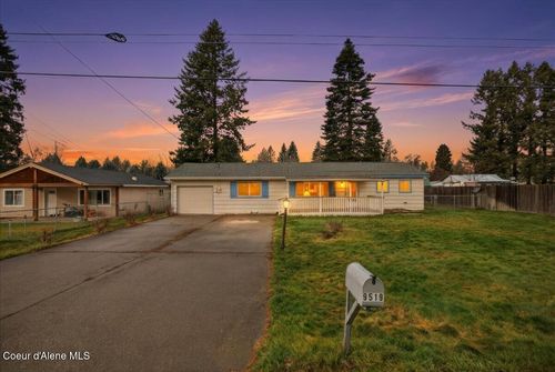 9519 N Baack Rd, Hayden, ID, 83835-9081 | Card Image