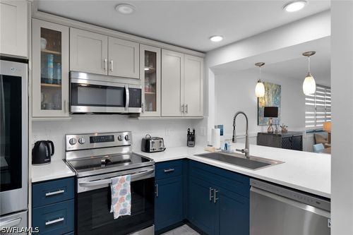 a402-591 Seaview Ct, Marco Island, FL, 34145-2619 | Card Image