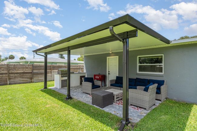 Covered Outdoor Kitchen and Patio | Image 27