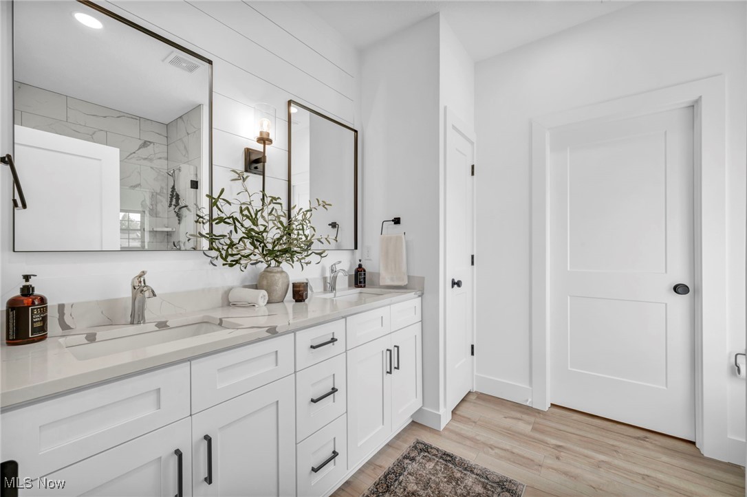 Residential in Middleburg Heights 5