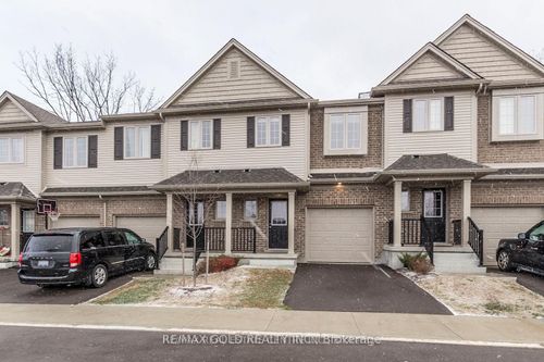 35-50 Pinnacle Dr, Kitchener, ON, N2P0H8 | Card Image