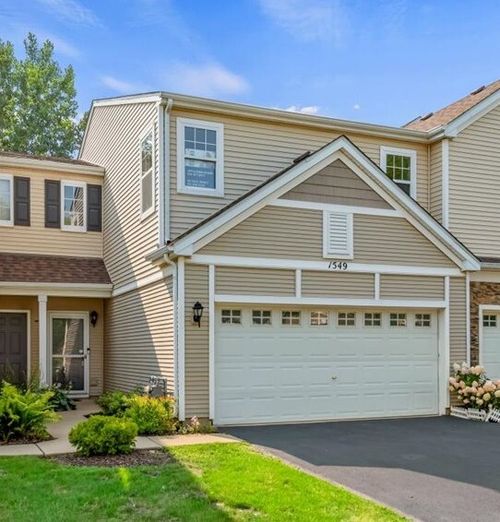 1549-1549 Glacier Trl, Carpentersville, IL, 60110-1200 | Card Image