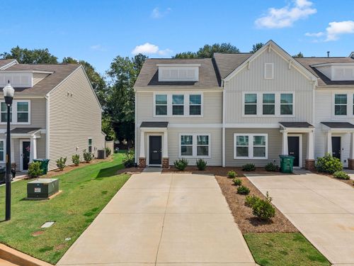 646 Blossom Run, Spartanburg, SC, 29307 | Card Image