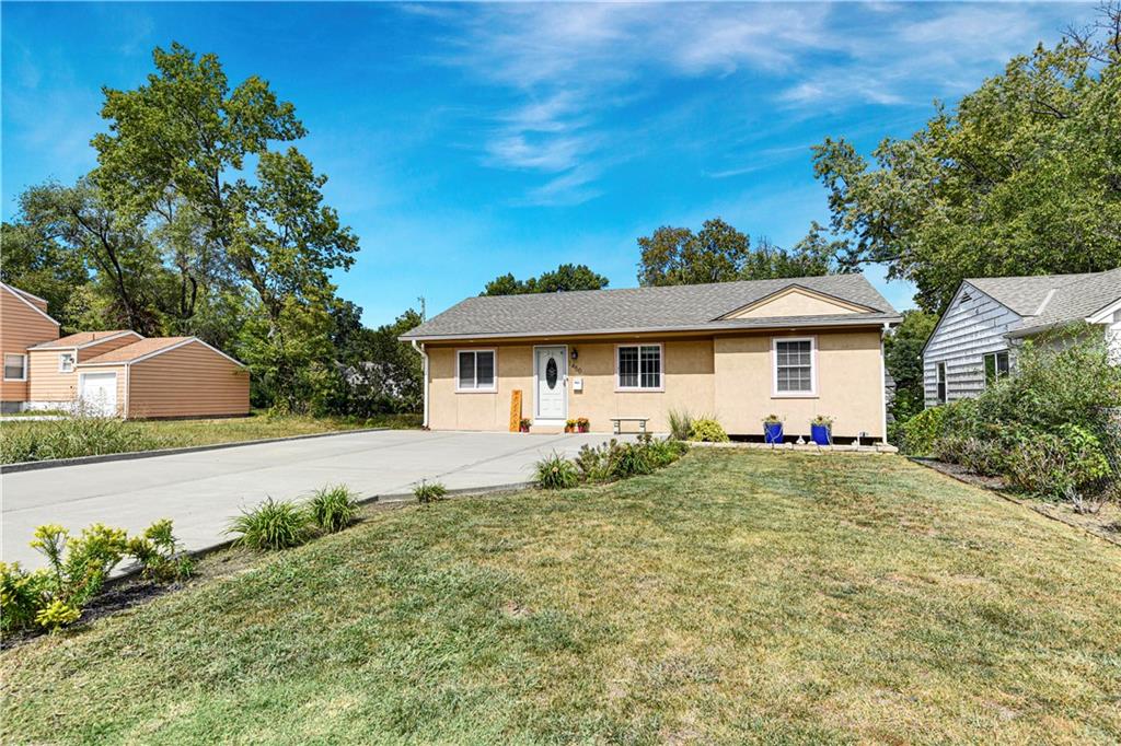 77th St, Kansas City, MO 64131
