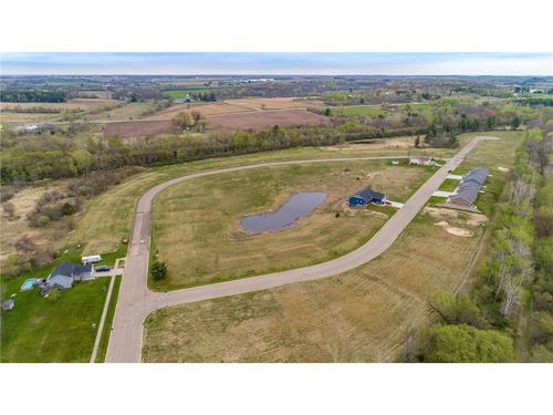 315 Norske St, WOODVILLE, WI, 54028-9720 | Card Image