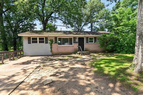 37 Clifton Dr, Little Rock, AR, 72209-2972 | Card Image